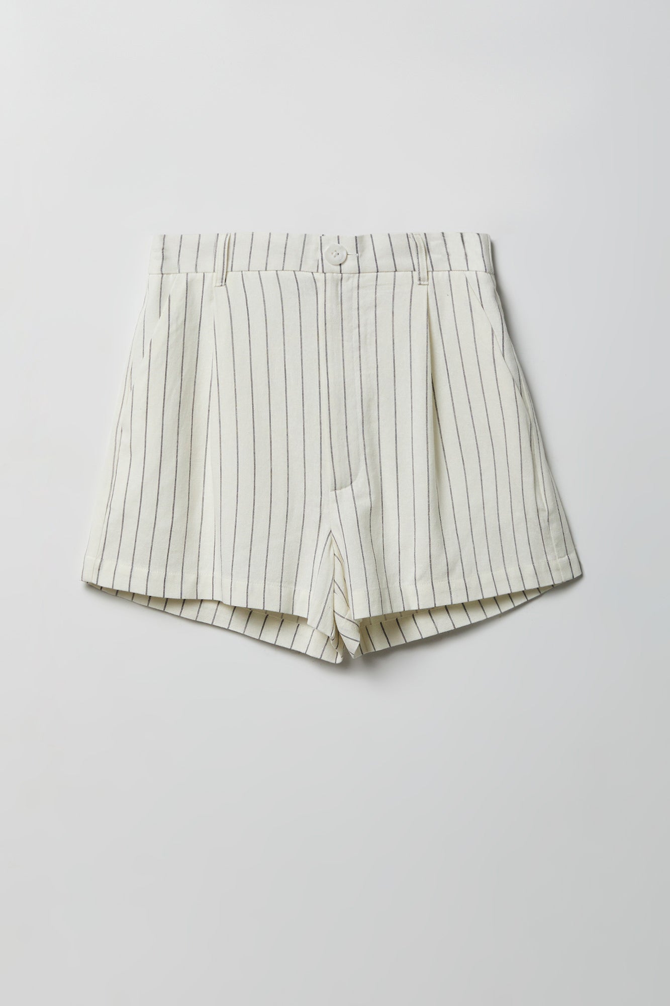 Linen-Blend Tailored Short