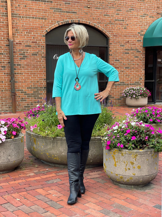 LULU-B SEA-FOAM  TAILORED V SLEEVE TOP