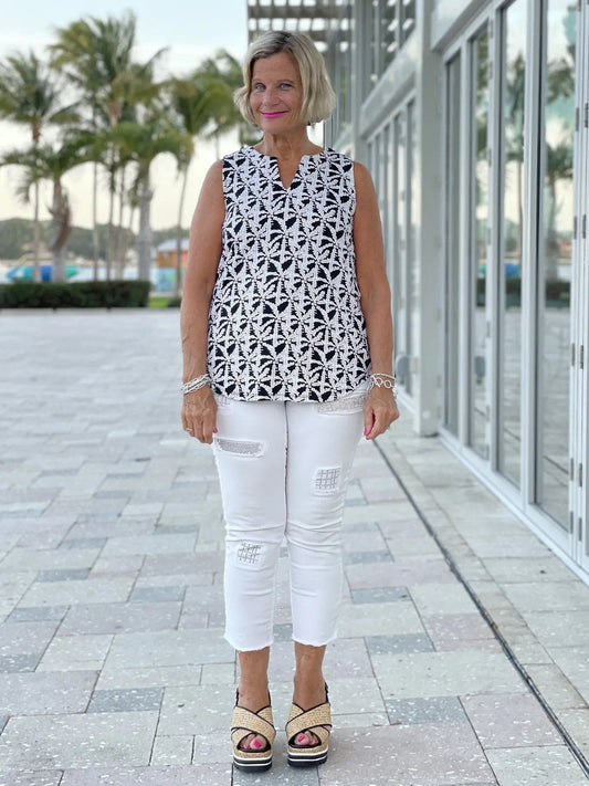 BLACK AND BEIGE SLEEVELESS TOP