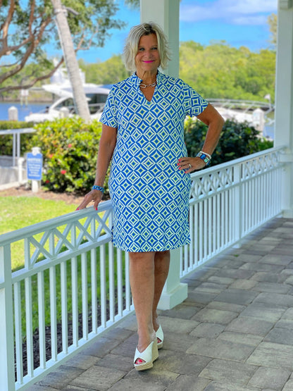 AQUA DIAMONDS SHORT SLEEVE DRESS