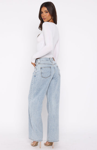 Clarissa Low Rise Wide Leg Jeans Mid Blue Wash